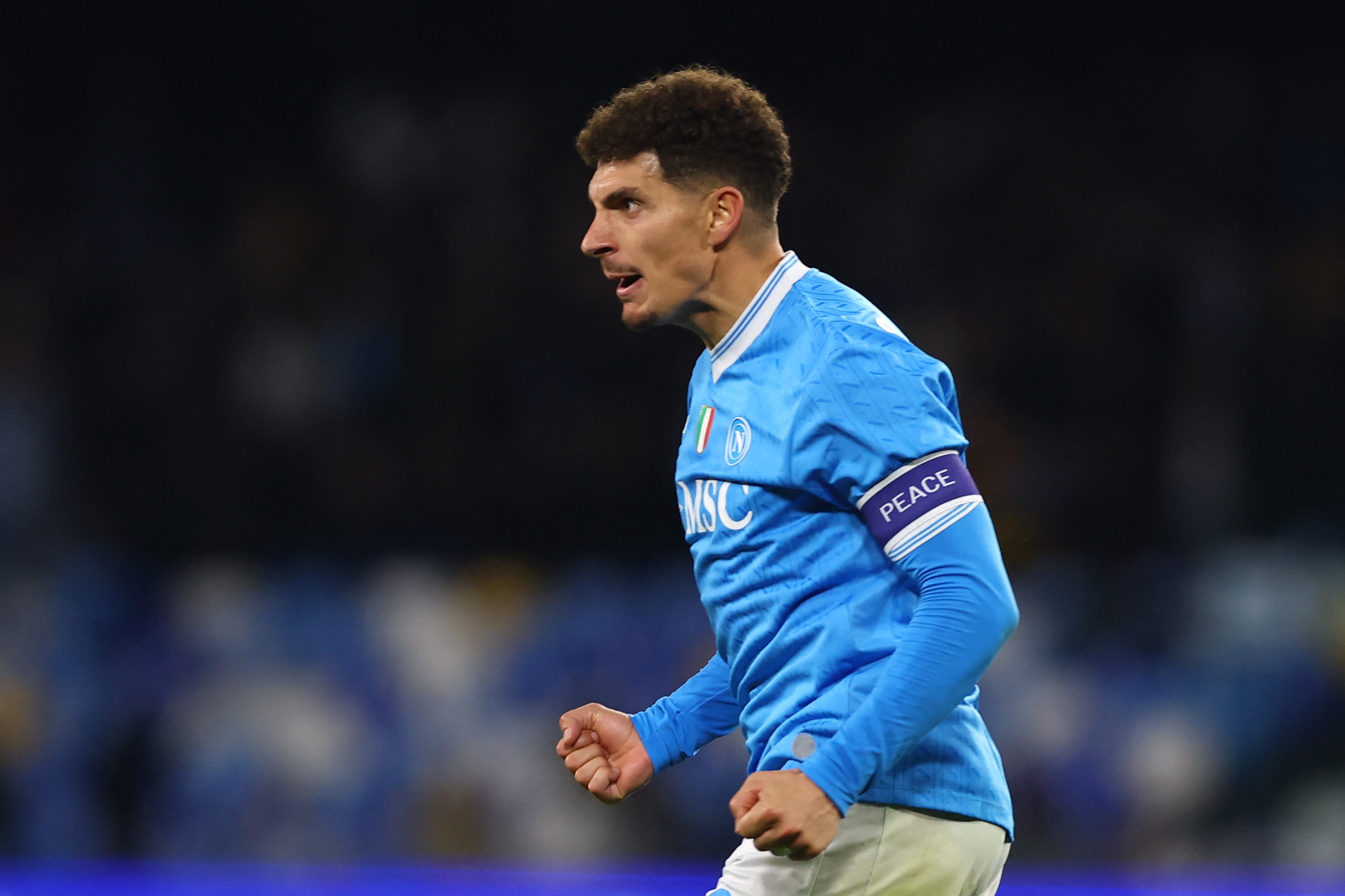 退役后希望如何被名记？詹姆斯：我对篮球全身心投入 从未欺骗过