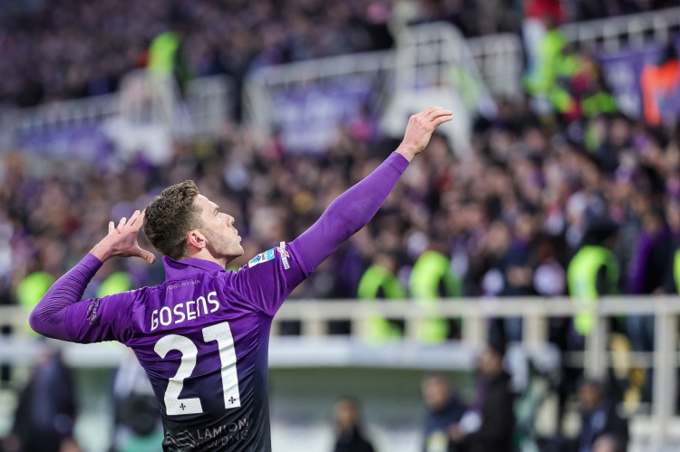 战神卡又来？伦纳德半场16分钟 15中8&三分6中2砍下20分4板